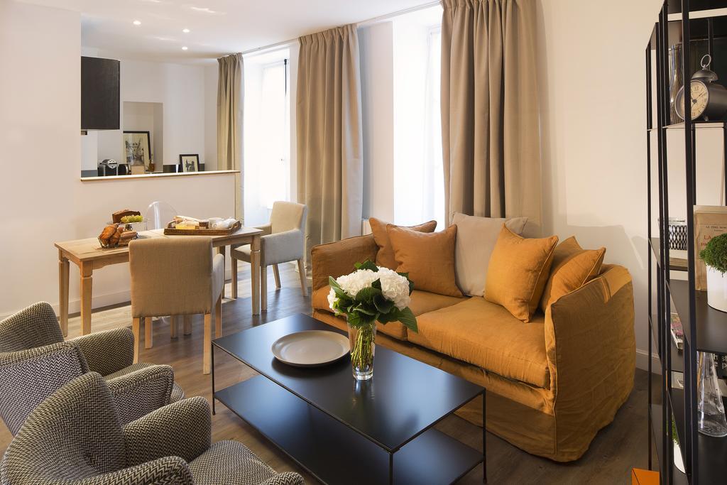 La Maison De Nemours Rennes Bagian luar foto